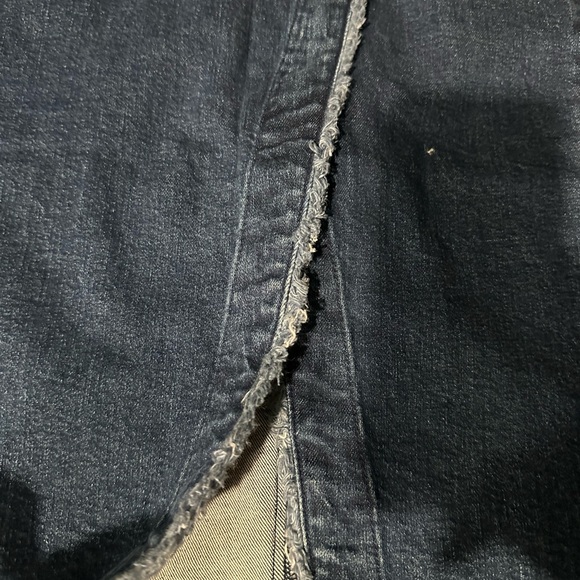 Madewell Raw Hem Denim Midi Skirt Size 25 Faux Wrap Zip Up - Picture 3 of 11